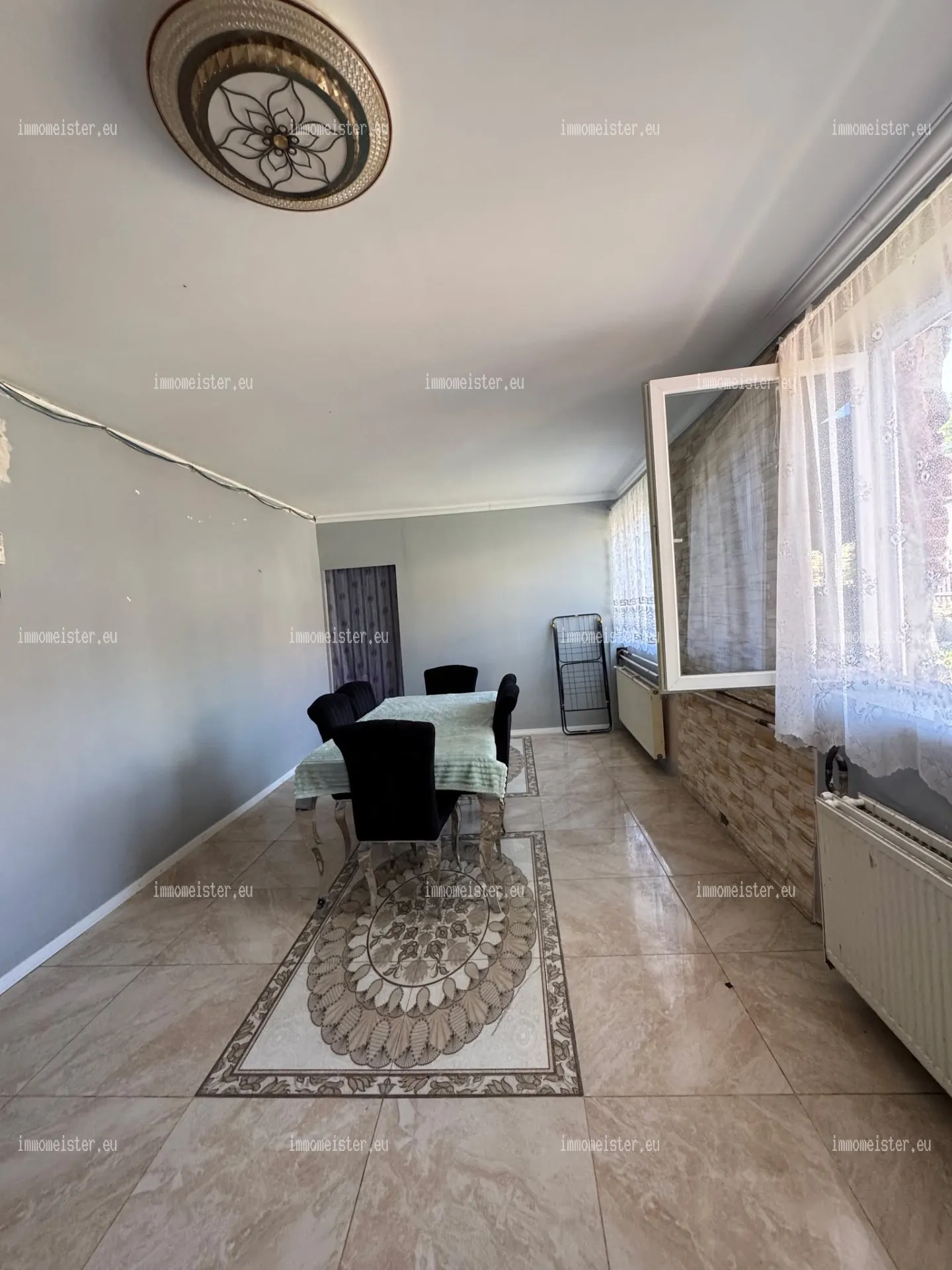 Haus zu Verkauf in Vizslás