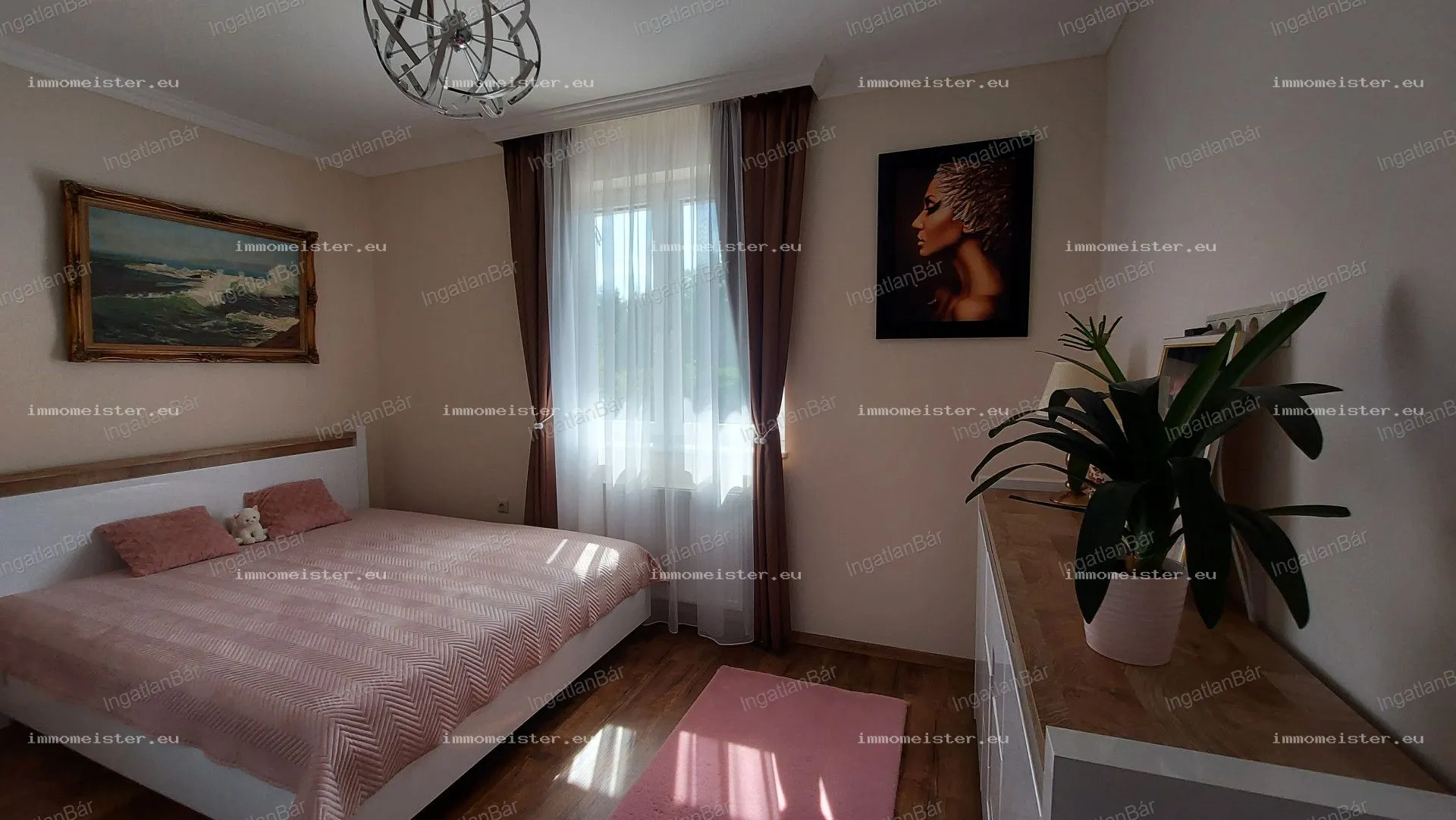 Haus zu Verkauf in Nyíregyháza