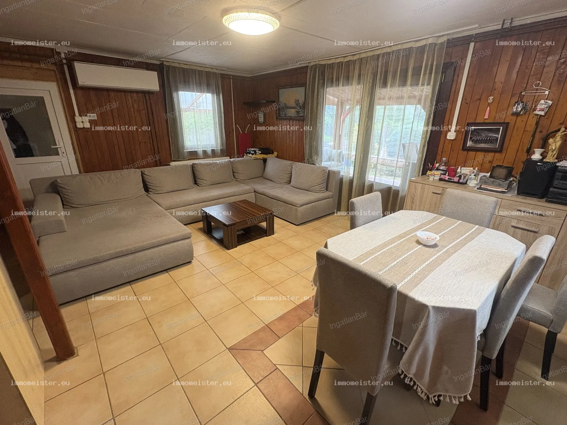 Haus zu Verkauf in Nyíregyháza