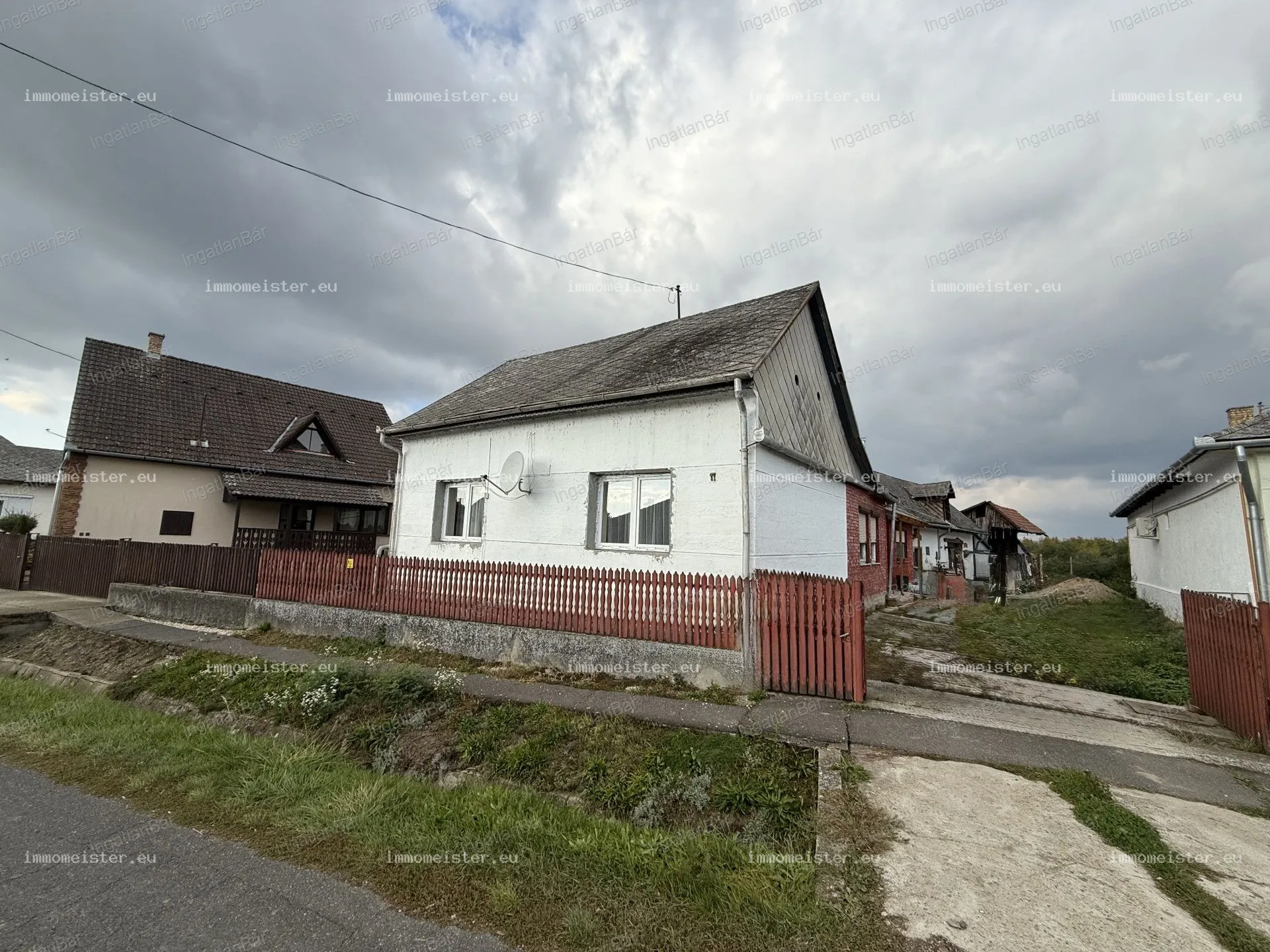 Nábrád eladó családi ház