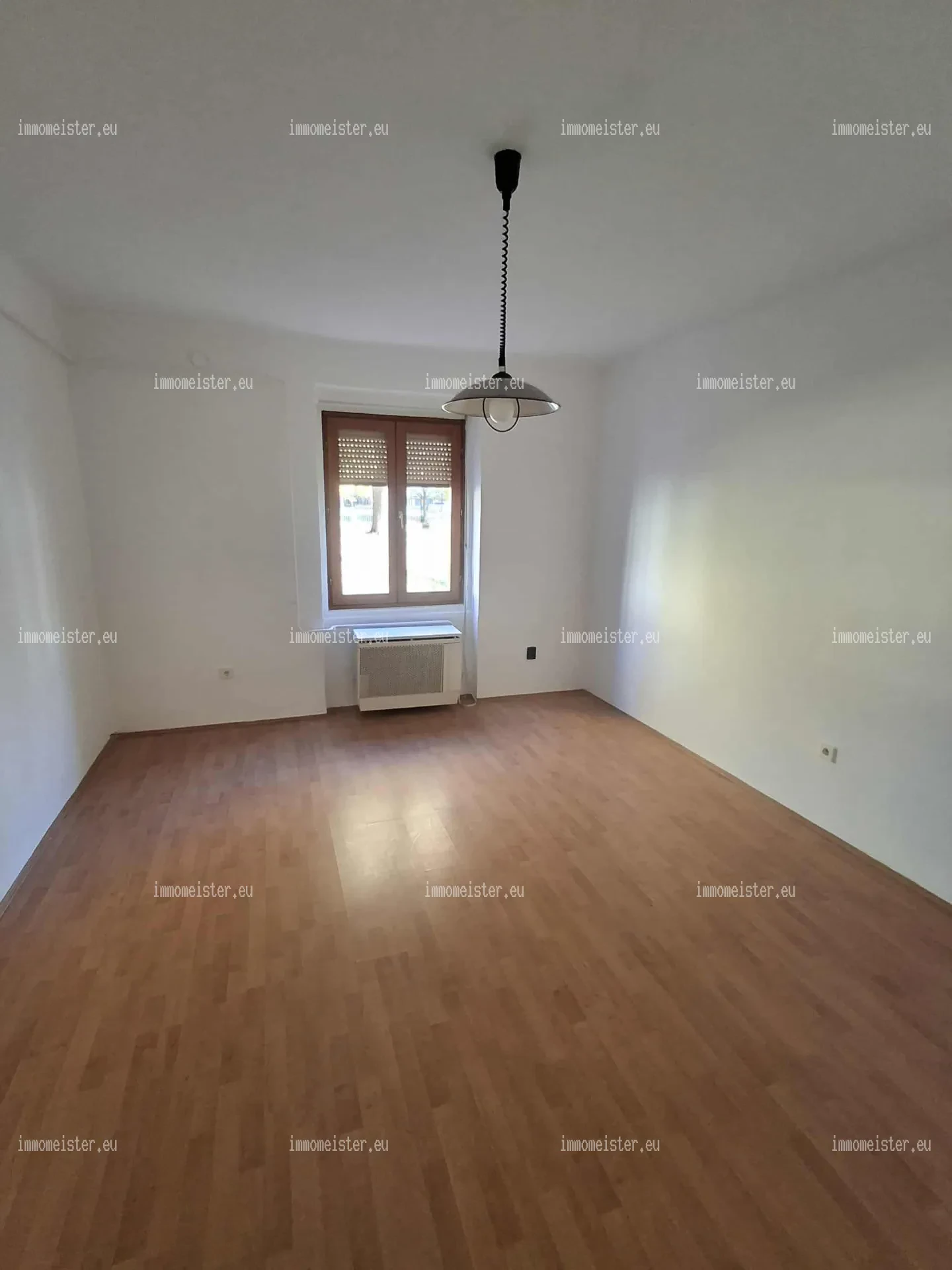 Wohnung zu Verkauf in Bátonyterenye