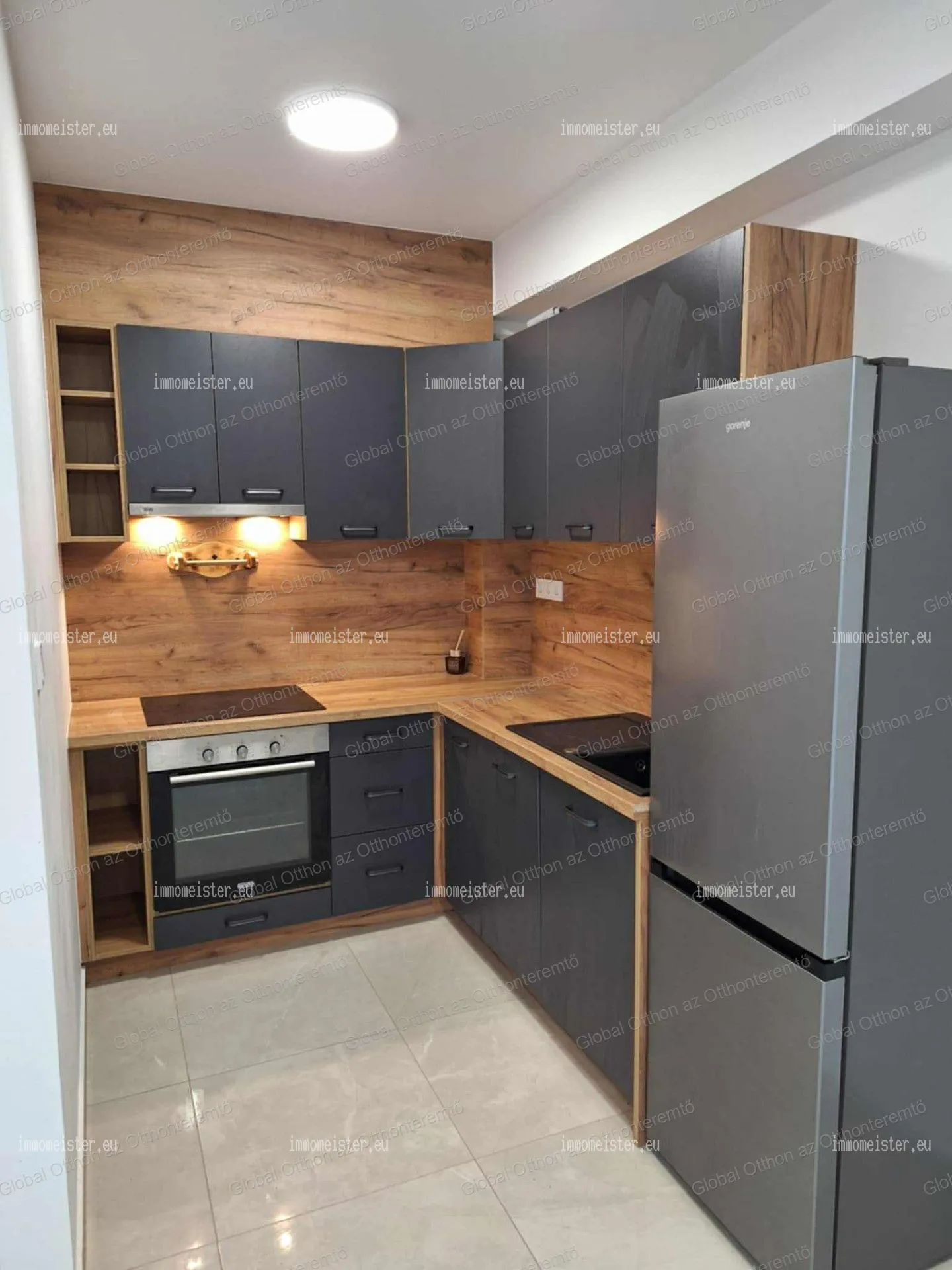 Garzon Levélen – saját kert, parkoló, határközeli elhelyezkedés!