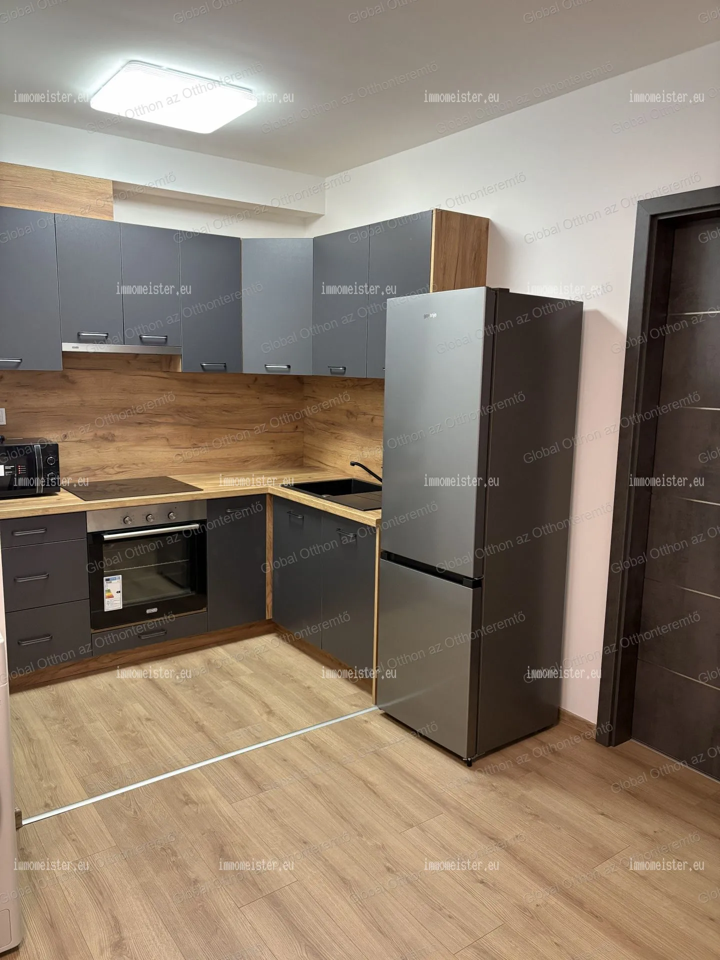 Kiadó lakás Levélen