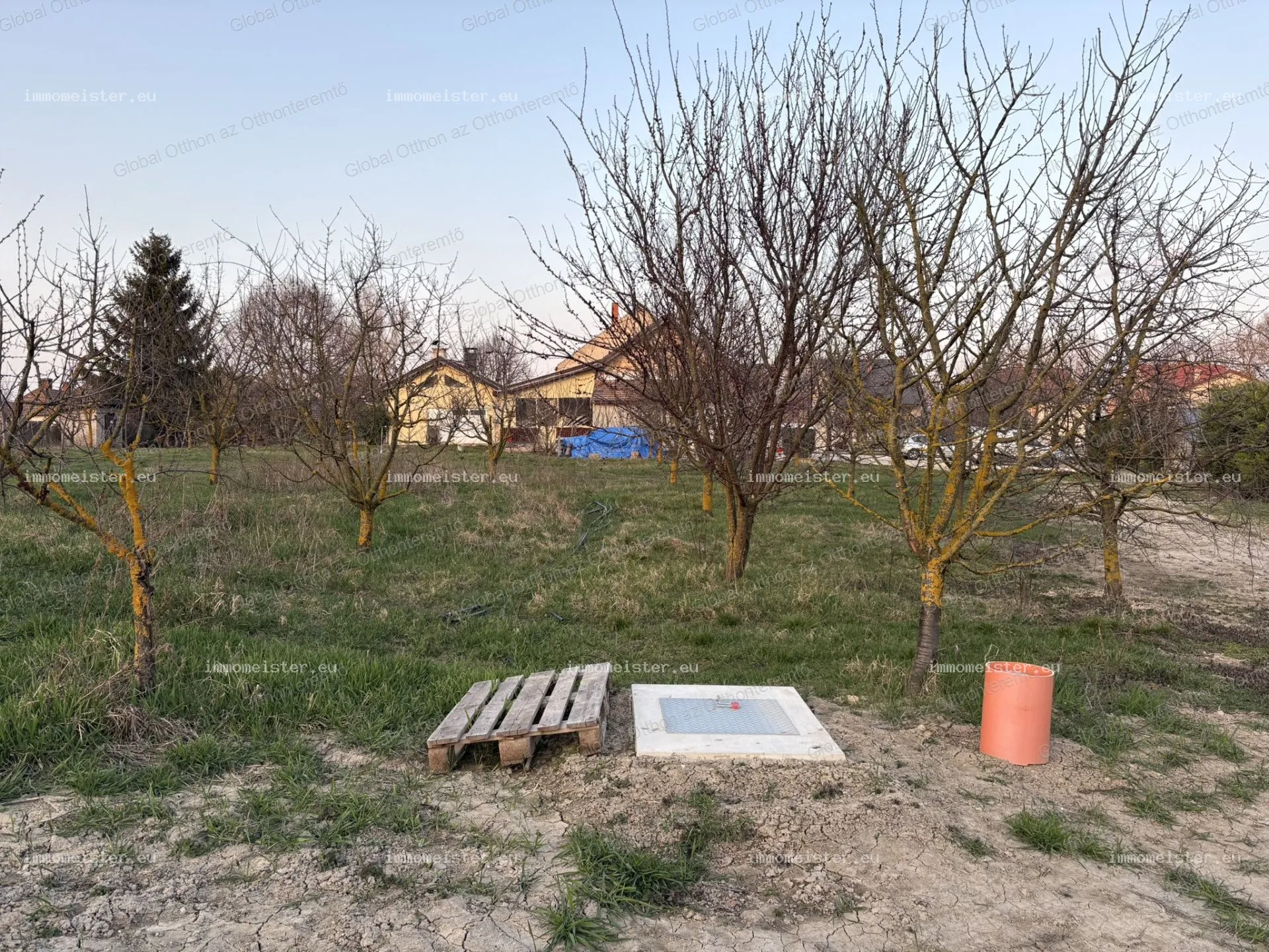 Grundstück zu Verkauf in Ásványráró