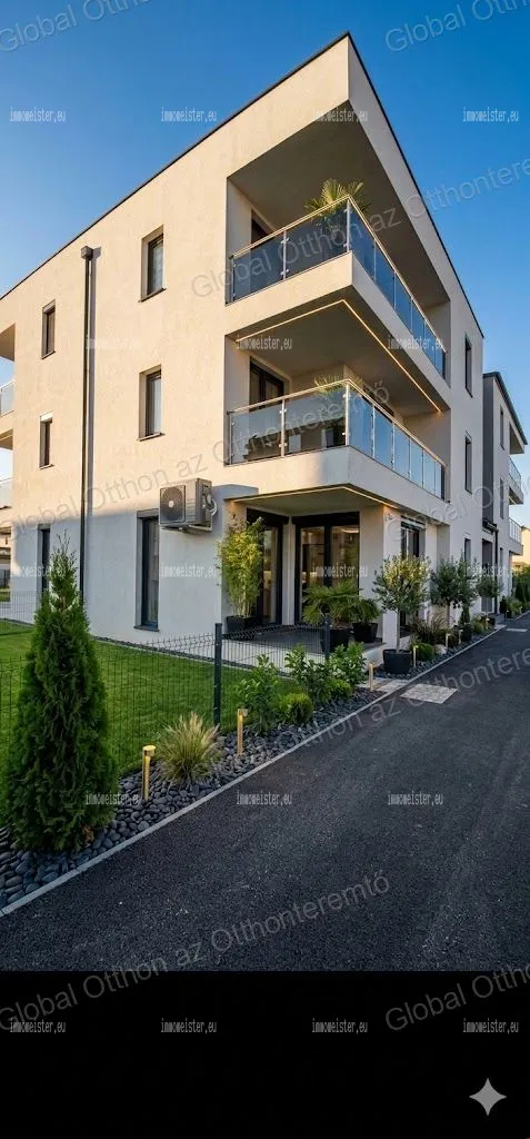 Modern Otthon Saját Kerttel