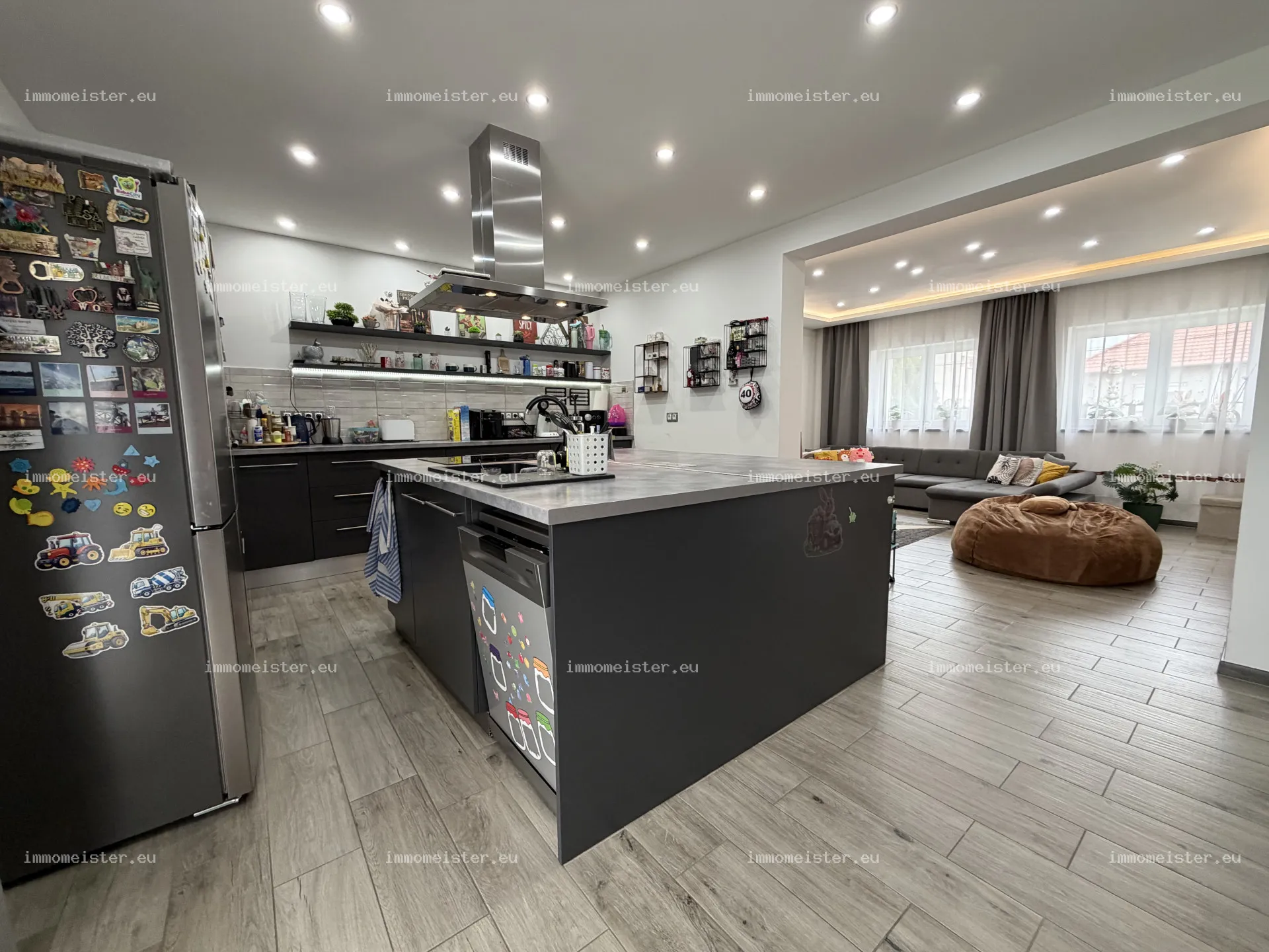 Eladó Lakás Csorna