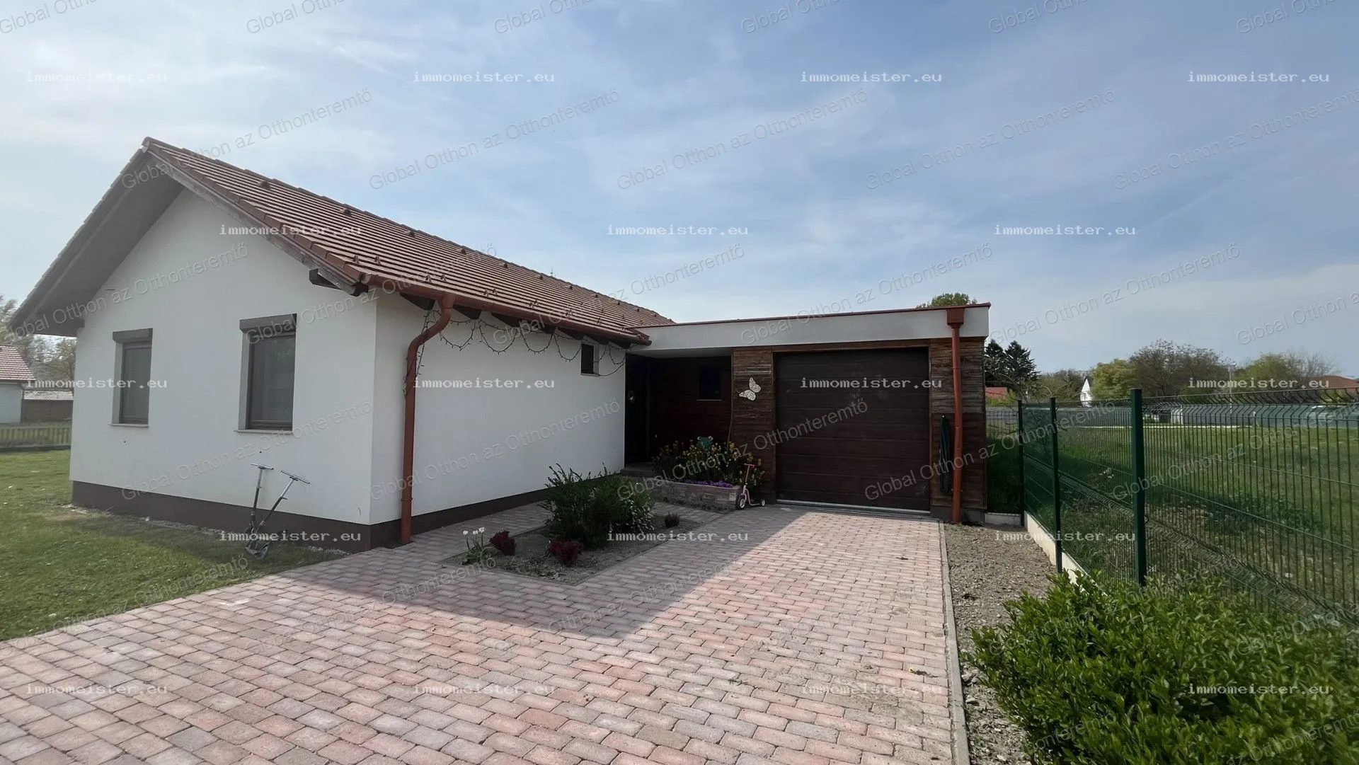 Éld meg a nyarat a Szigetköz szívében – Dunaszigeten!