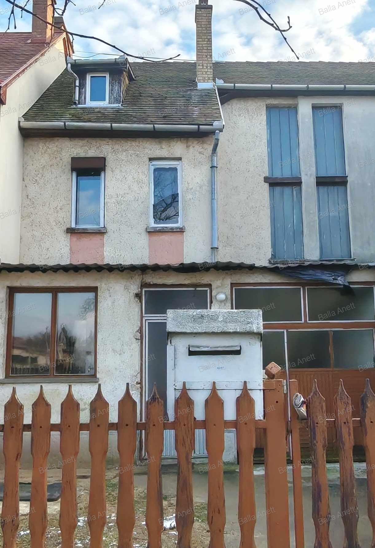Eladó Lakás Nyíregyháza